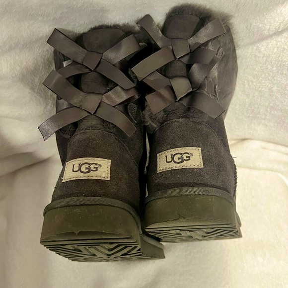 UGG Bailey boots gray - Picture 1 of 7